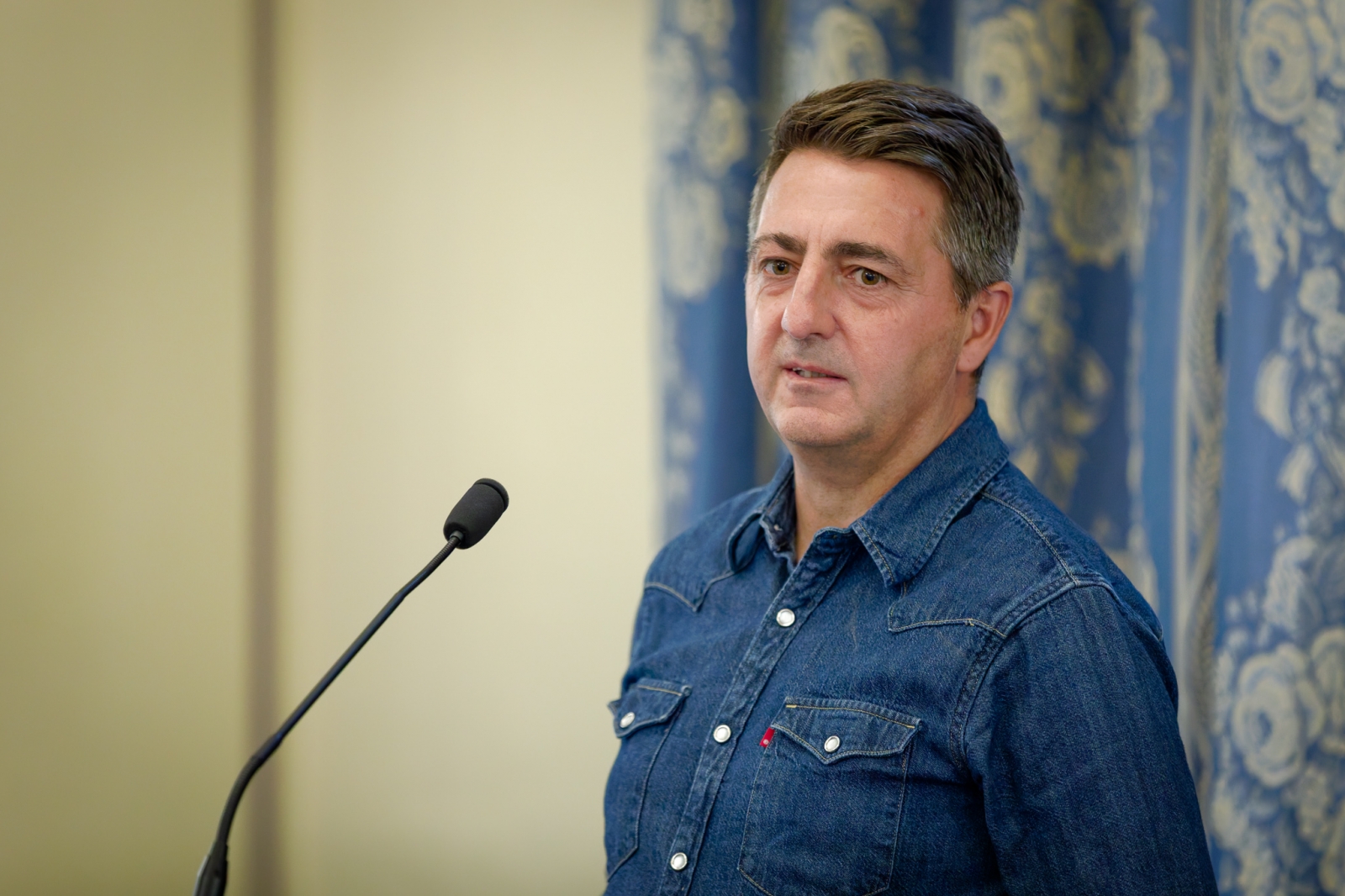 Kenyeres Oszkár a könyvbemutatón